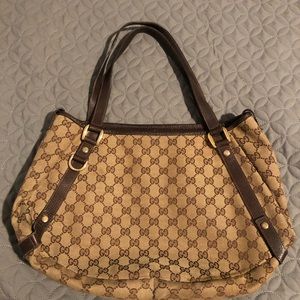 Gucci Shoulder Bag